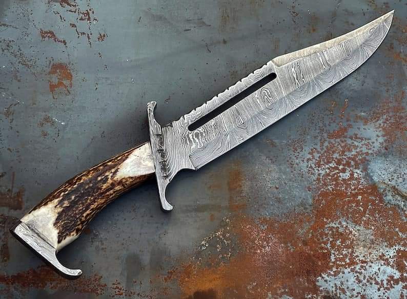 Handmade Damascus Steel Hunting Bowie Knife Stag Handle With Leather Sheath