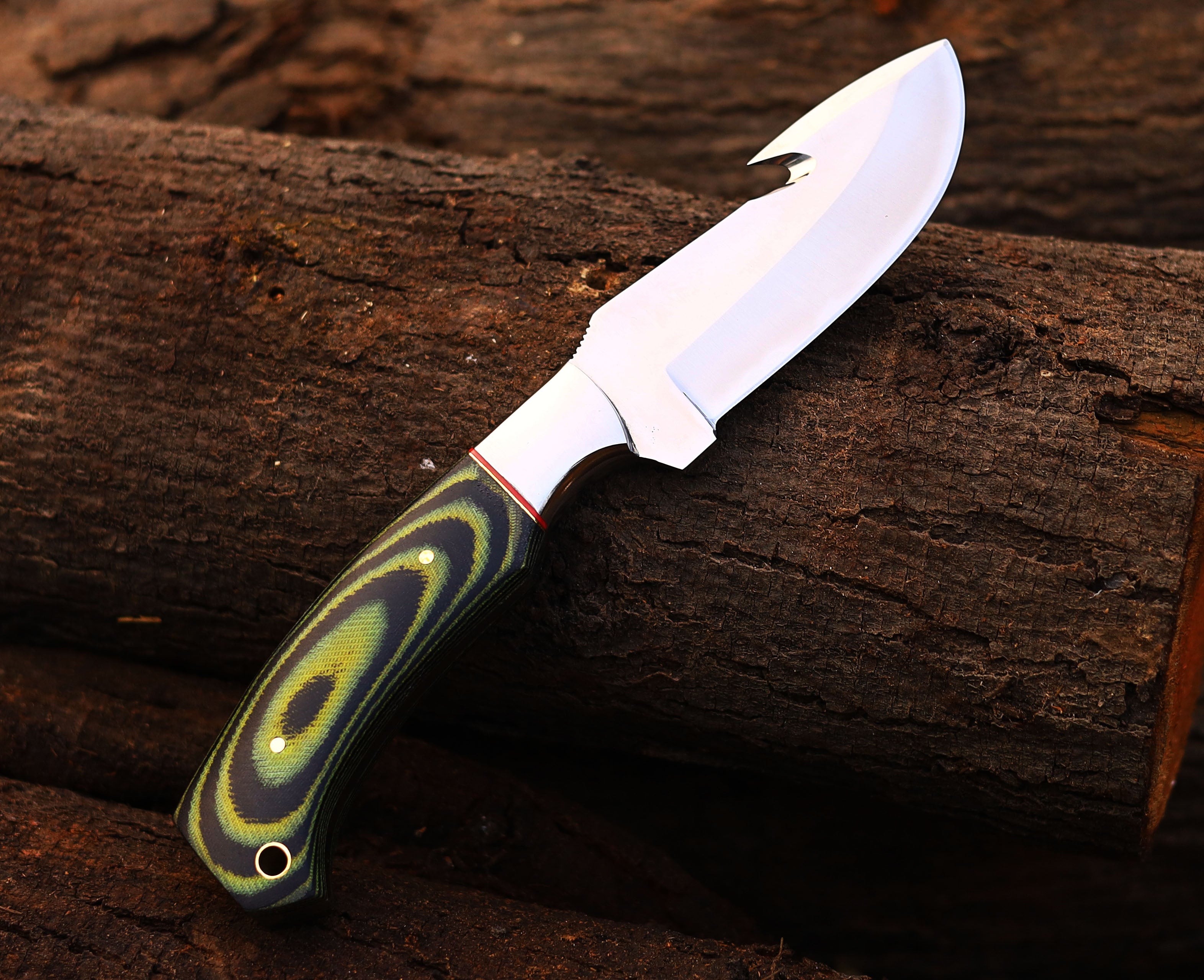 Handmade High Carbon Stainless Steel Hunting Skinner Knife - Precision Craftsmanship for Ultimate Outdoor Performance