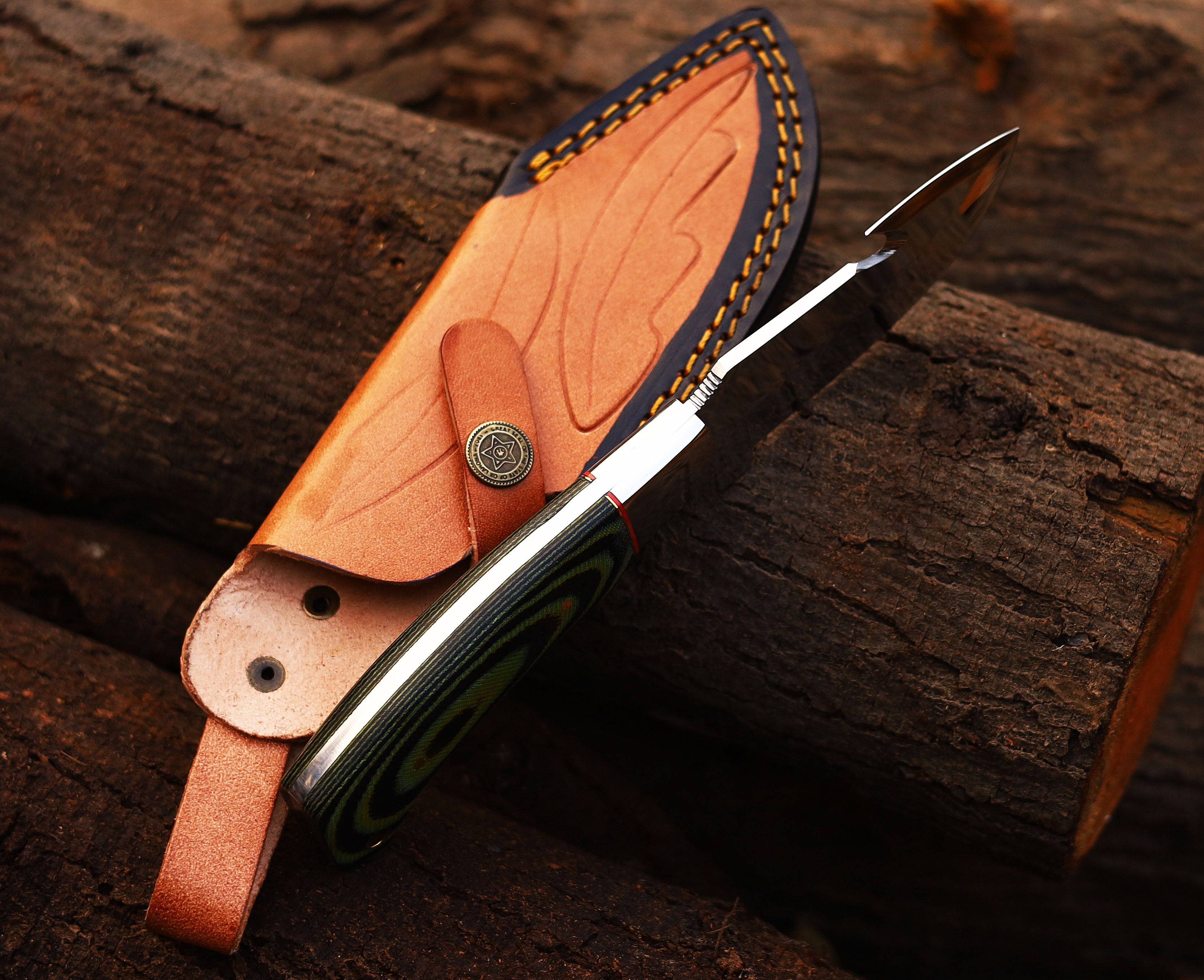 Handmade High Carbon Stainless Steel Hunting Skinner Knife - Precision Craftsmanship for Ultimate Outdoor Performance