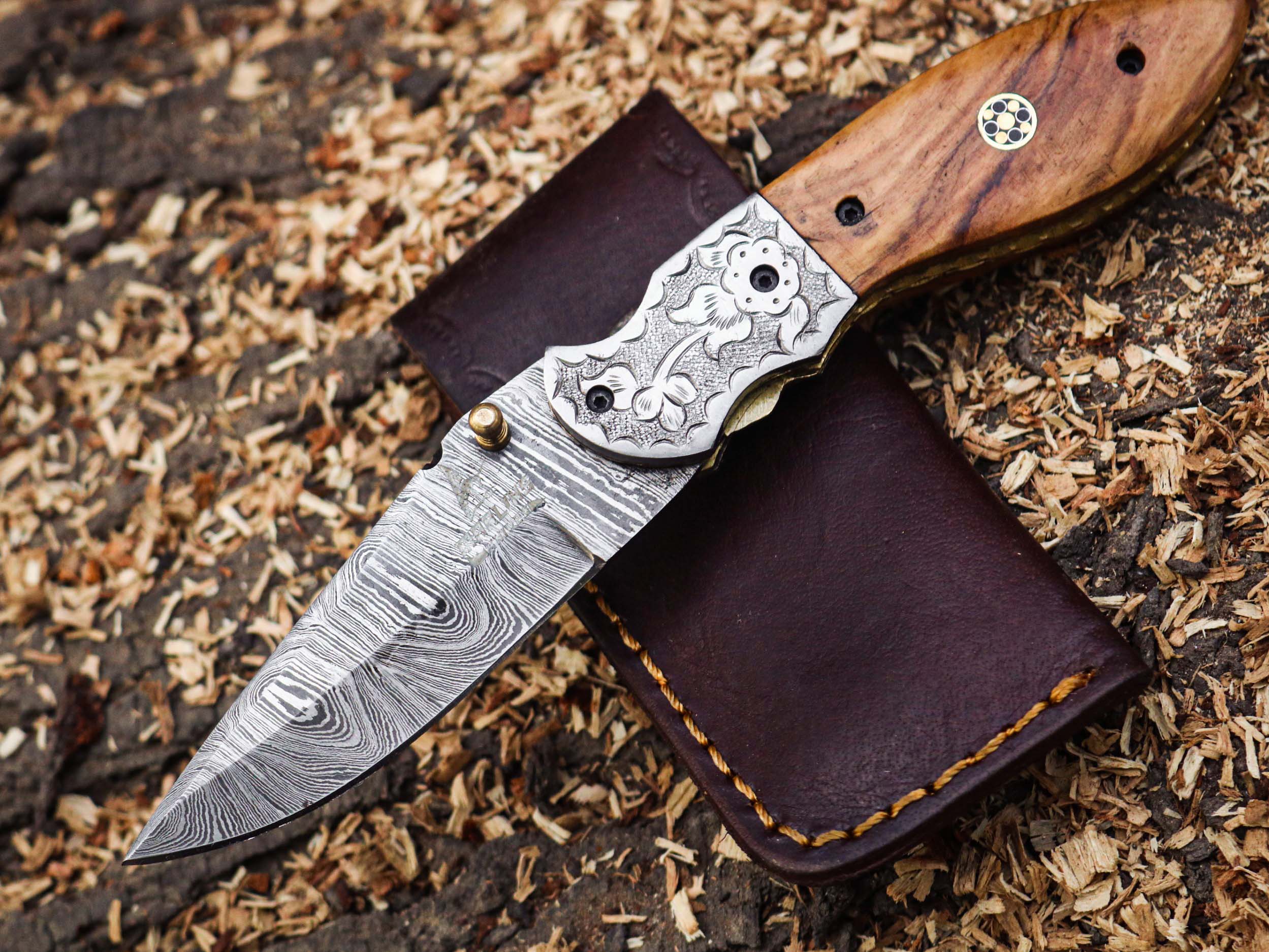 Handcrafted Damascus Steel Folding Knife: Precision and Artistry in Every Fold – Just $84