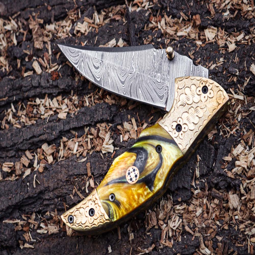 Best Handmade Damascus Folding Knife – Pocket Knife for Men & Women, Just $89