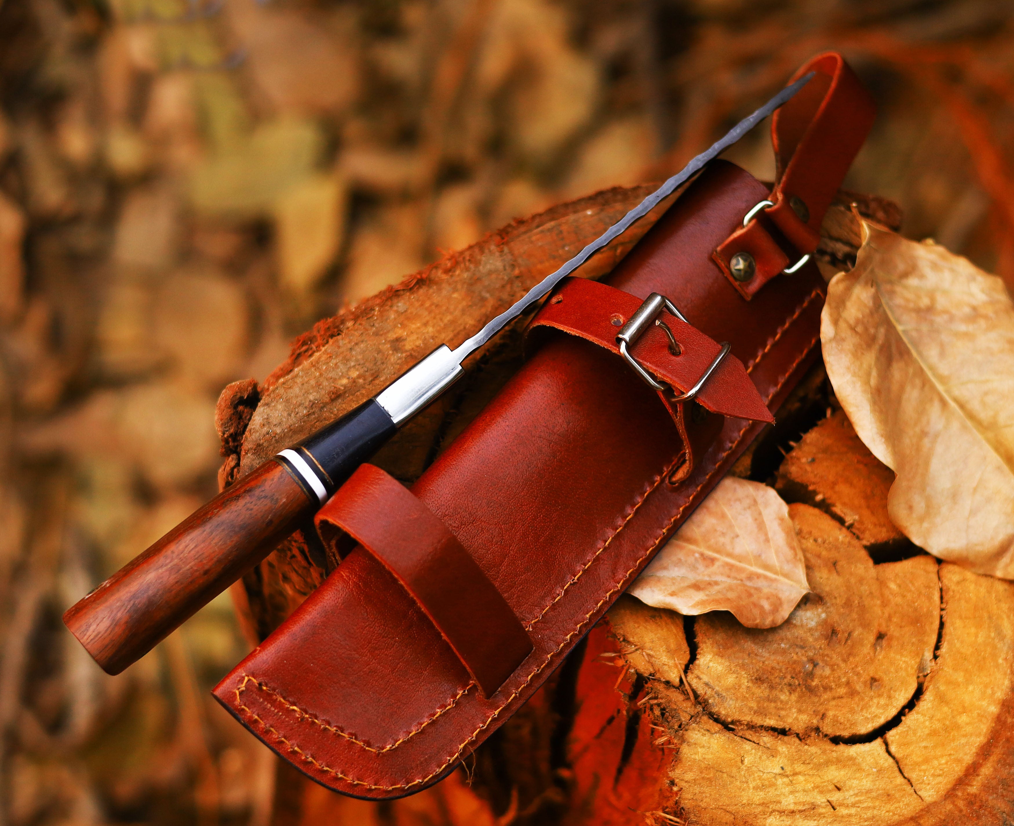 Handmade High Carbon Stainless Steel Hunting Knife - Precision Craftsmanship for Superior Outdoor Performance